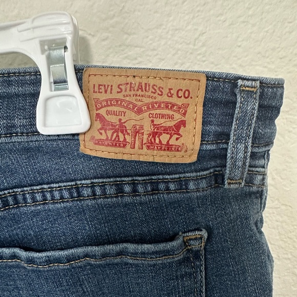 Levi’s Jeans - Picture 5 of 5